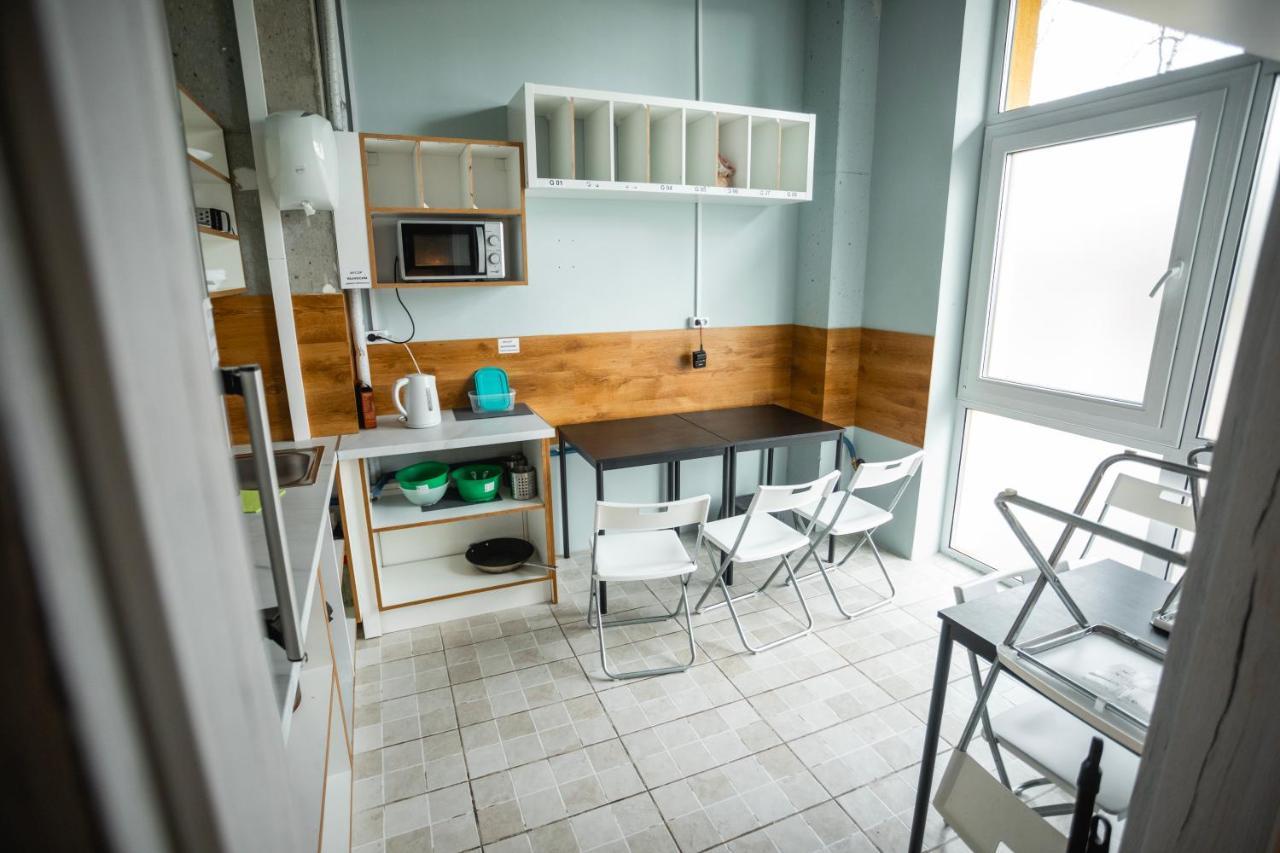 Capsule Hostel Logistic Вильнюс Экстерьер фото